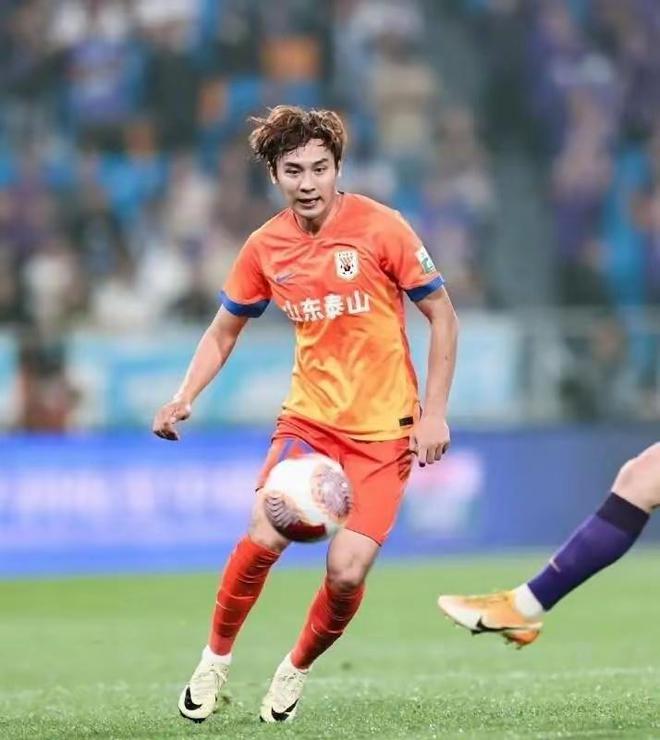 Doinb迎来十赛季高光表现，加拿大队球迷沸腾！的简单介绍