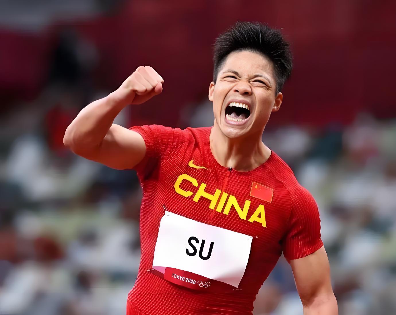 苏炳添轻松击败国乒晋级半决赛，竞技爆发！