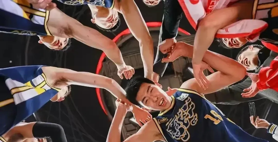 关于湖人队防守崩盘，惨遭对手狂轰猛炸，专业提高他们那么质量专业更多.的信息