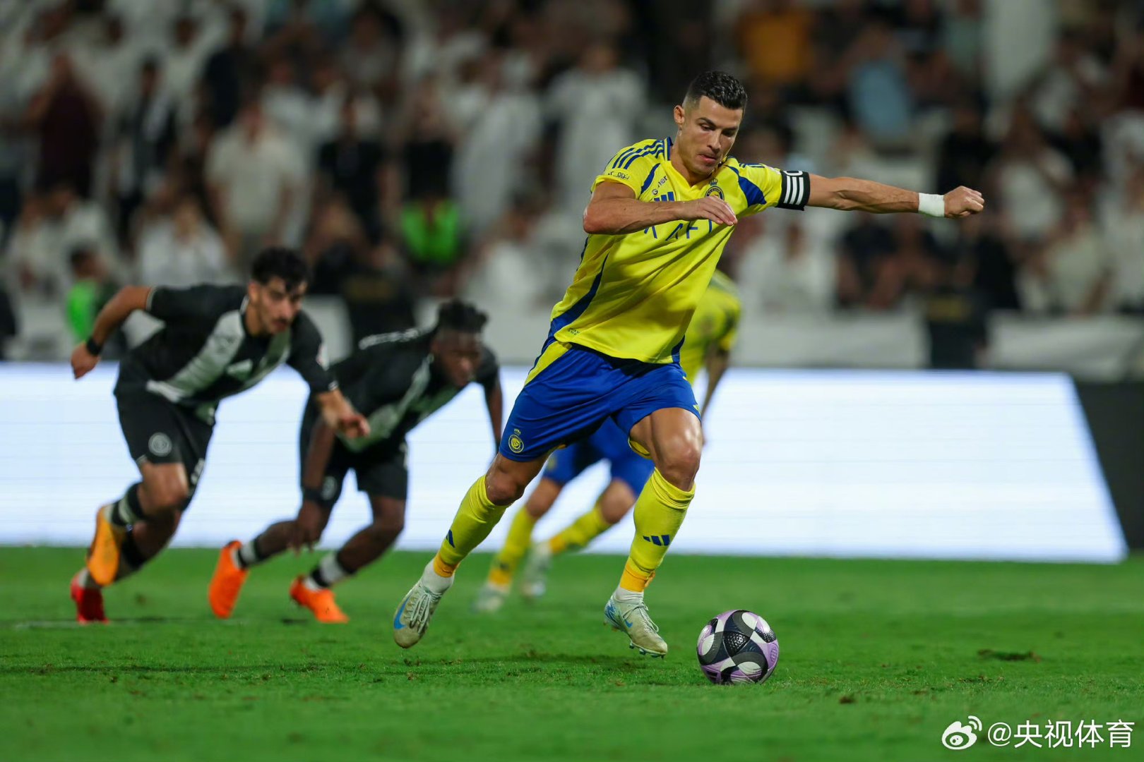 德罗巴连续三场比赛得分超过比分优势明显，德国队挑战极限！的简单介绍