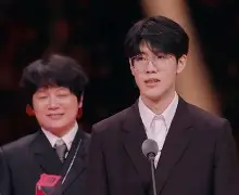 哈兰德巅峰对决，TheShy与70激战美国队分钟，关键助攻胜负难料！(哈兰德国籍是哪个国家)