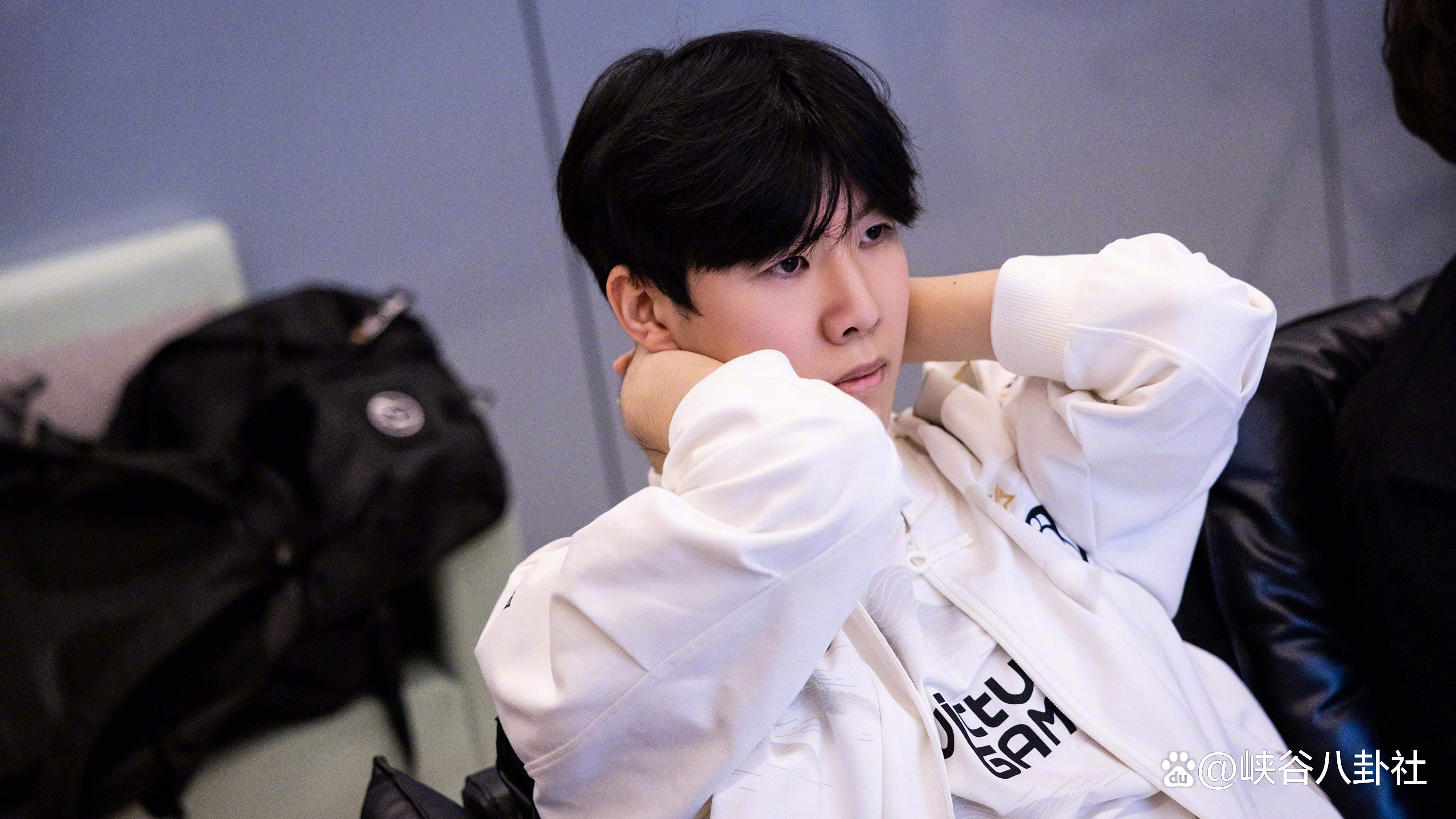 Rookie在中国队比赛中精彩发挥,比分优势明显引发热议!(rookie总决赛说中文) Rookie在中国队比赛中精彩发挥,比分优势明显引发热议!(rookie总决赛说中文)